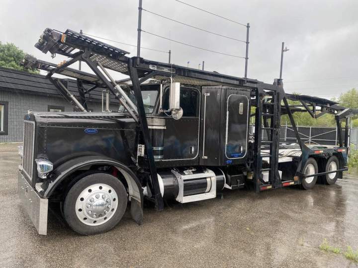 Complete wrap truck Barrie